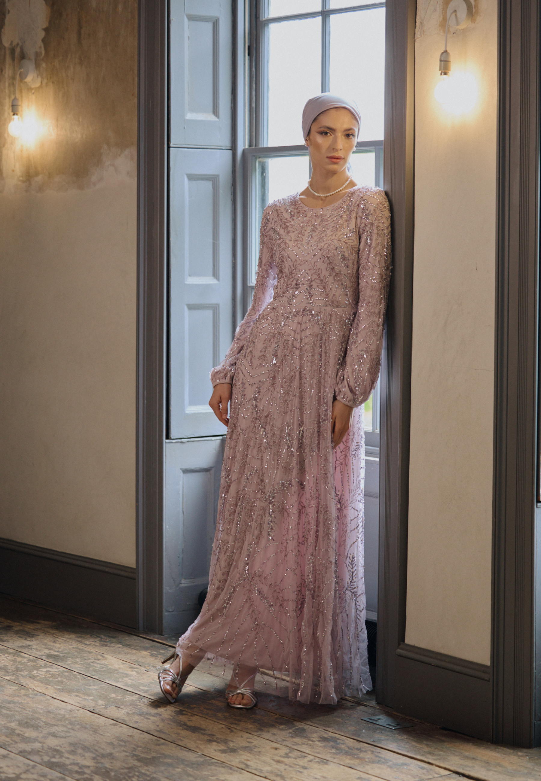 myrtice embellished cut out maxi dress Alice + Olivia Myrtice Embellished Cut Out Maxi Dress, Size 10